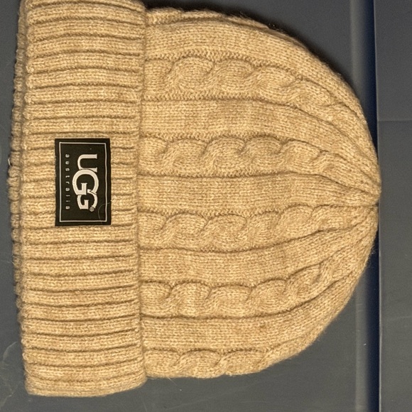 UGG Accessories - UGG Beige Cable Knit Beanie